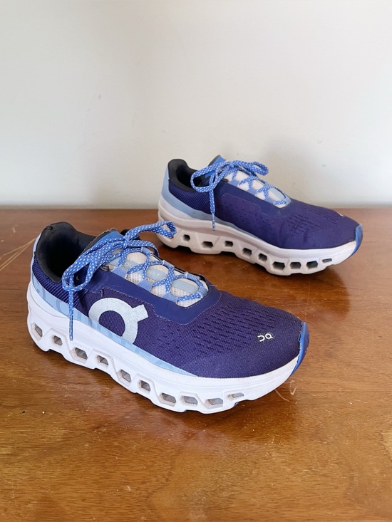 On Running Shoes - On Running • Cloudmonster running shoes Acai / Lavender purple sneakers athletic